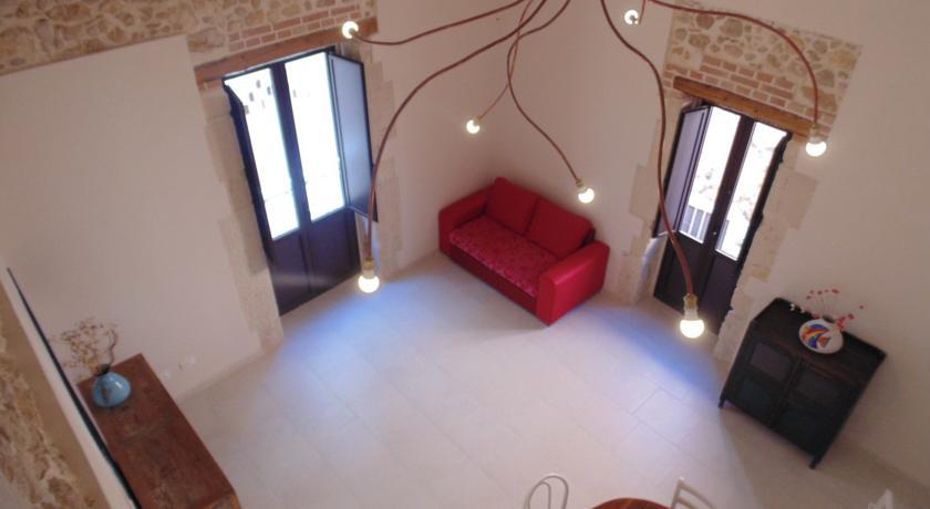 Allegrakori Syracuse Room photo